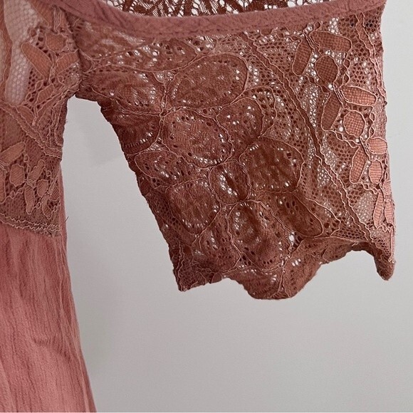 Pink lace yoke off shoulder dress size XS - Picture 4 of 6